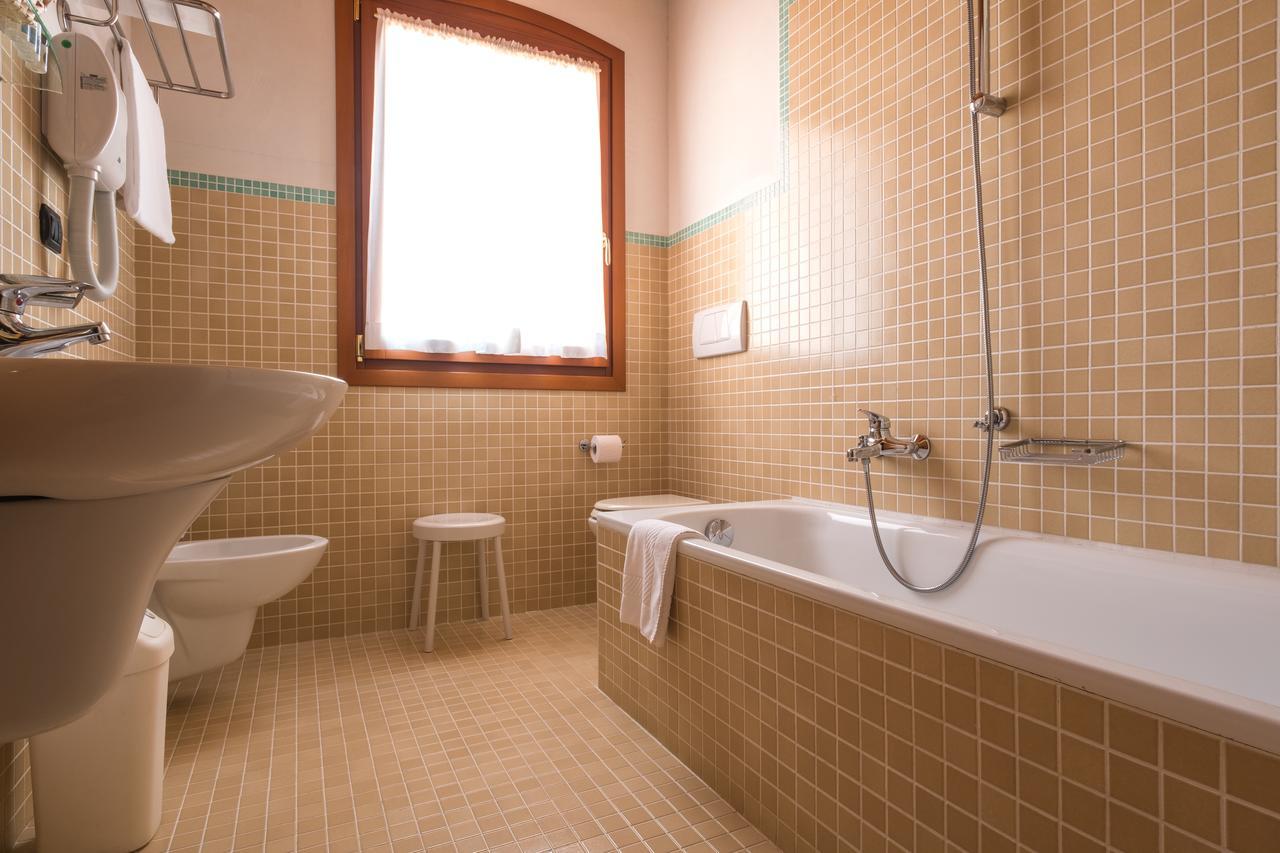 Hotel Dall'Ongaro Ghirano Eksteriør billede